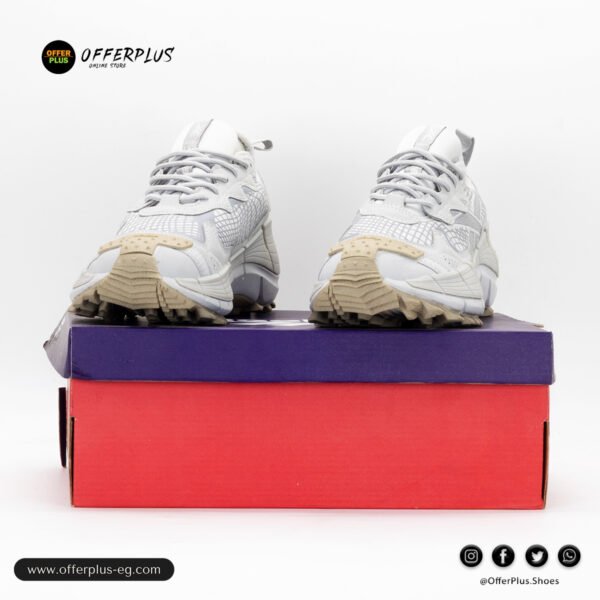 ⁦Reebok Zig Kinetica II Edge The Flintstones Mens 2025 -Grey⁩ - الصورة ⁦3⁩